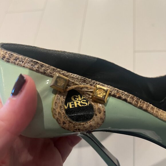 Gianni Versace Open Toe Pale Green Patent Leather Heels with Snakeskin Trim 5.5 - Picture 8 of 10